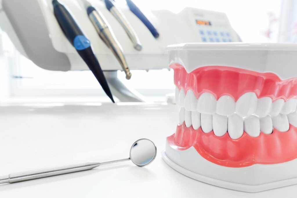 How to Get the Right Care for Your Gums After Treatment